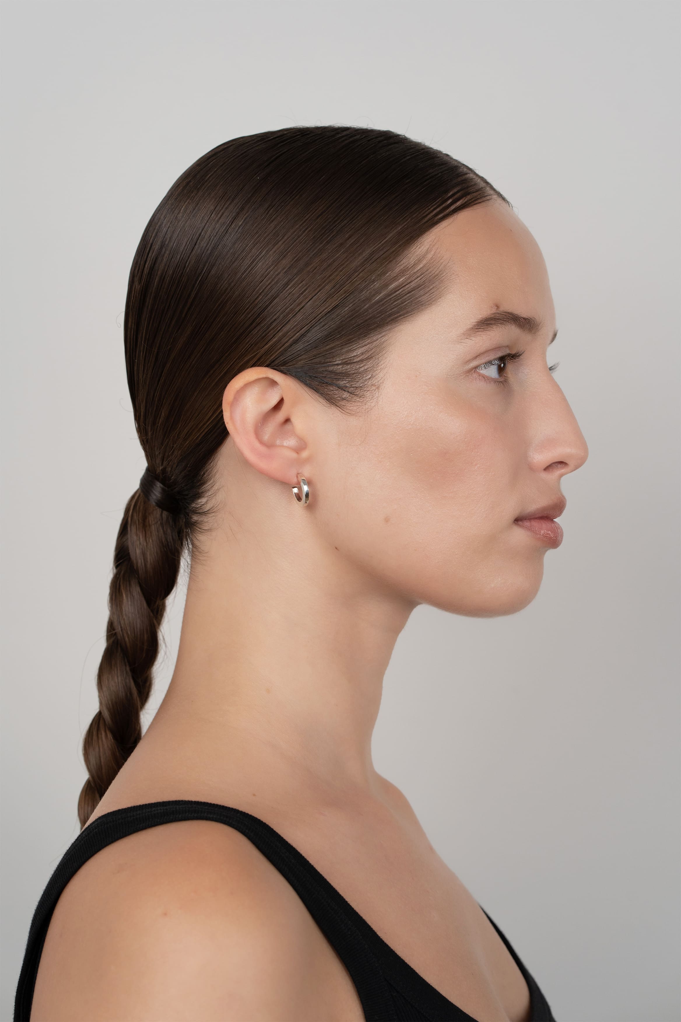 Boucles d'oreilles Club en argent recyclé, sur fond clair