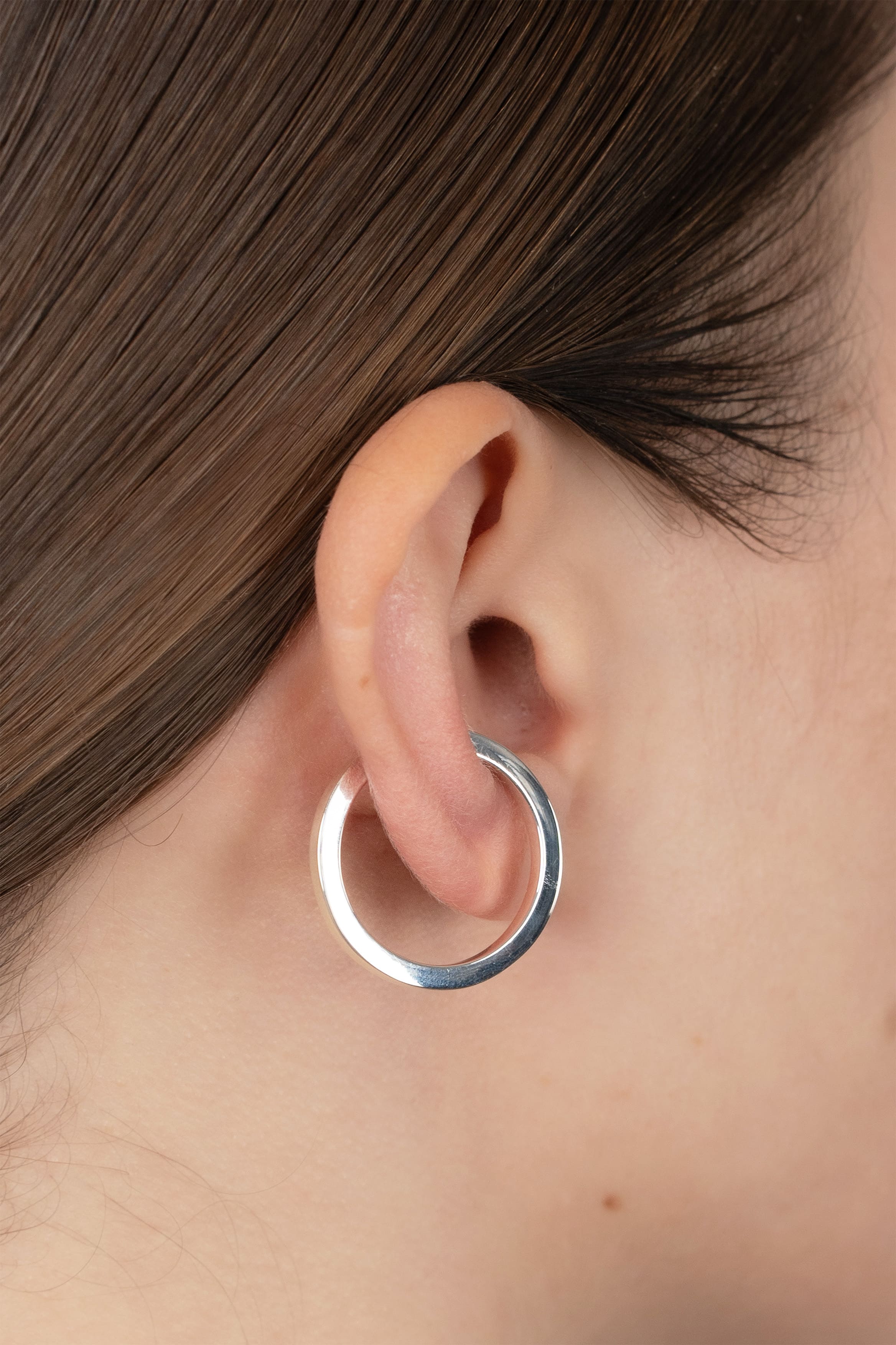 Ear cuff Club en argent recyclé, détail